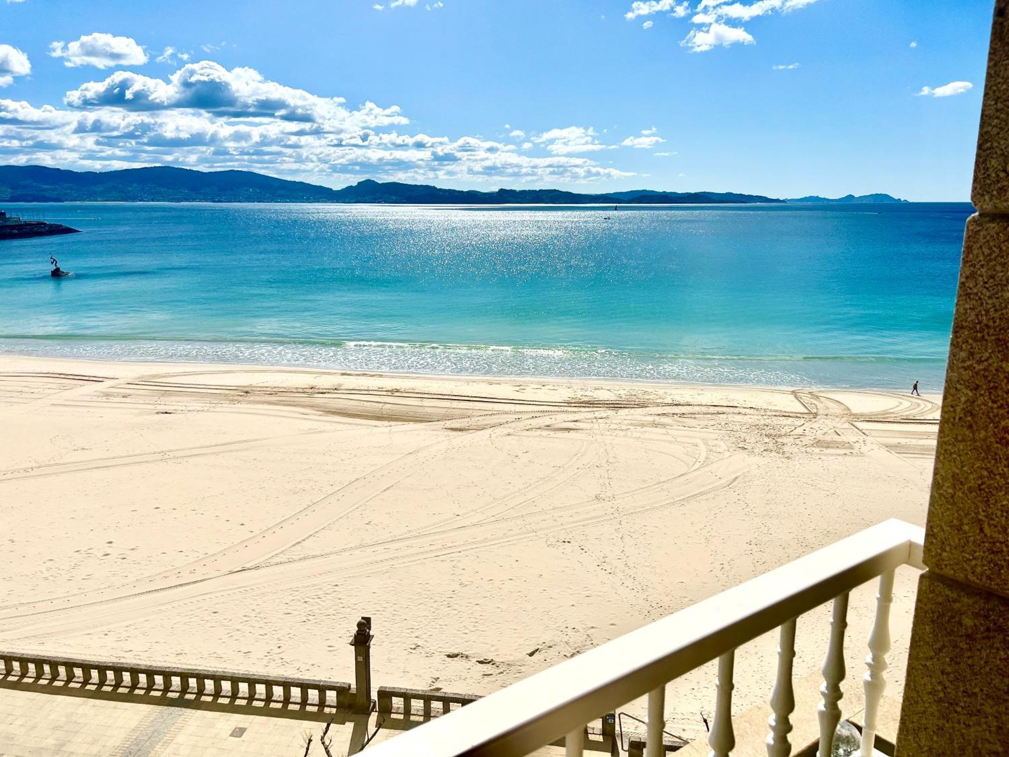 Апартаменты Martina & Playa Санхенхо Экстерьер фото